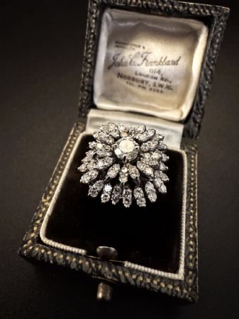 Anello  quadrato con  Diamanti  