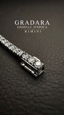 Bracelet with 3.1 ct Diamonds.