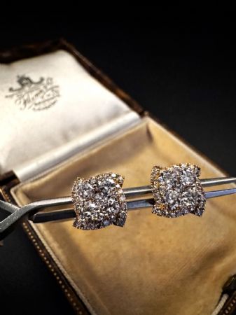 Orecchini  con  Diamanti   1.70 ct