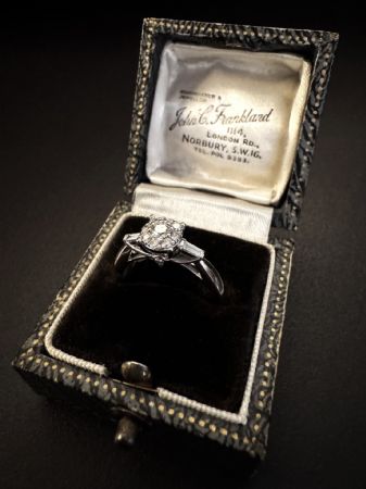 Anillo con Diamantes