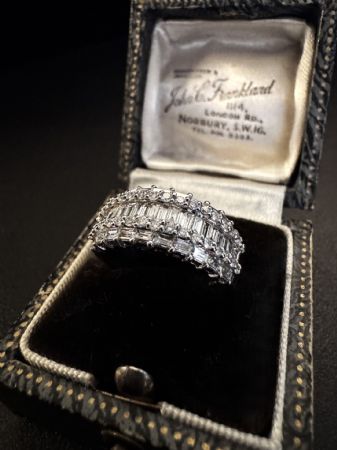 Anello  con  Diamanti  