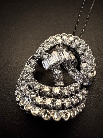 Anhänger mit Diamanten, 4 ct.