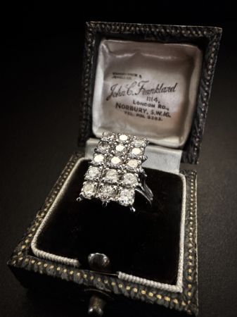 Anello  con  Diamanti  