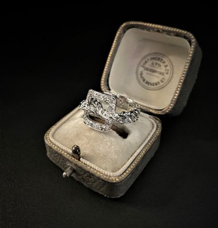 Ring mit Diamanten 0.50 ct.